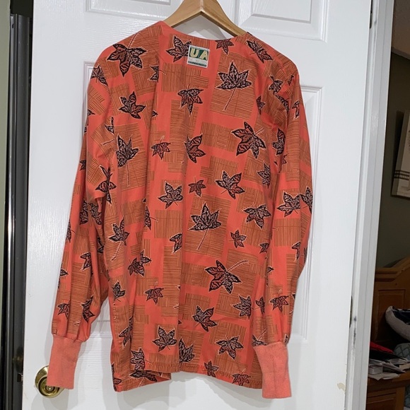 Uniform Advantage Orange Leaf Pattern Scrub Jacket - Picture 3 of 4